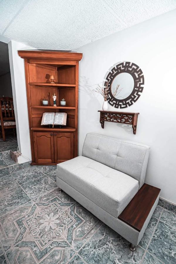 Casa Santa Сиркасия Екстериор снимка